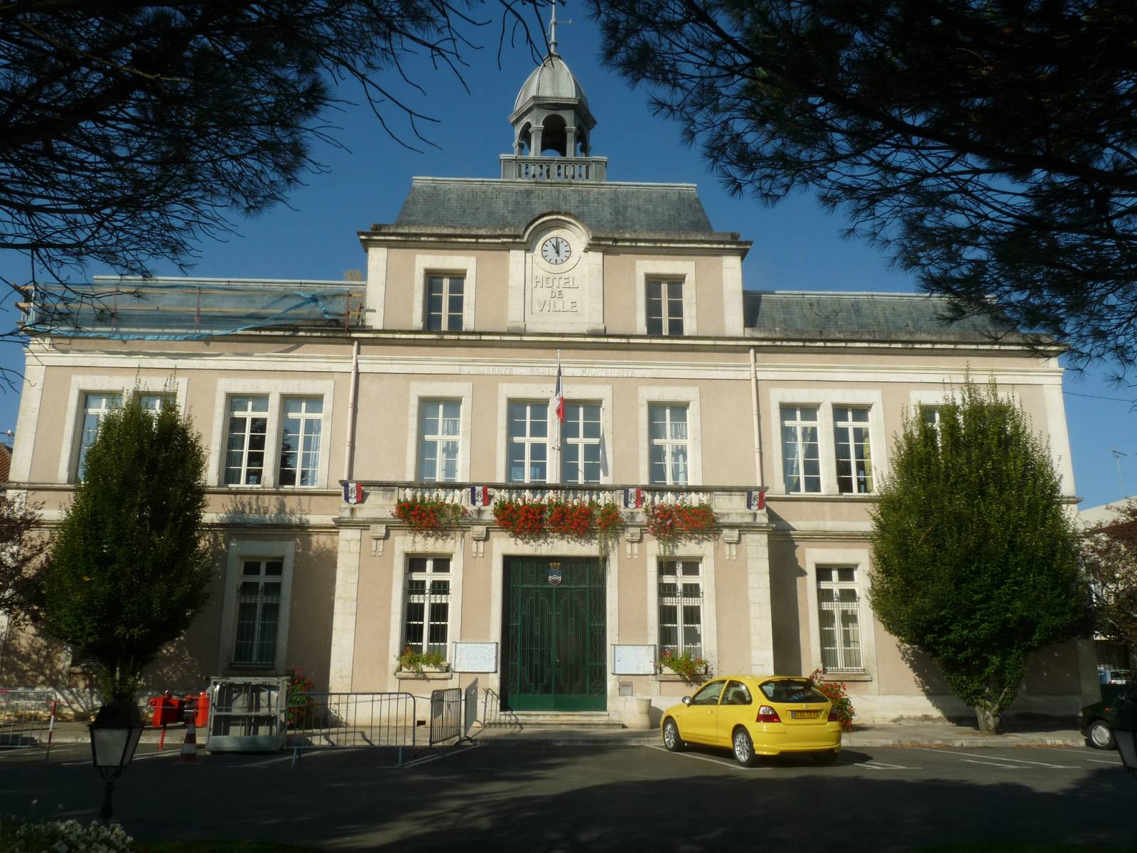 La Rochefoucauld-en-Angoumois — illustration