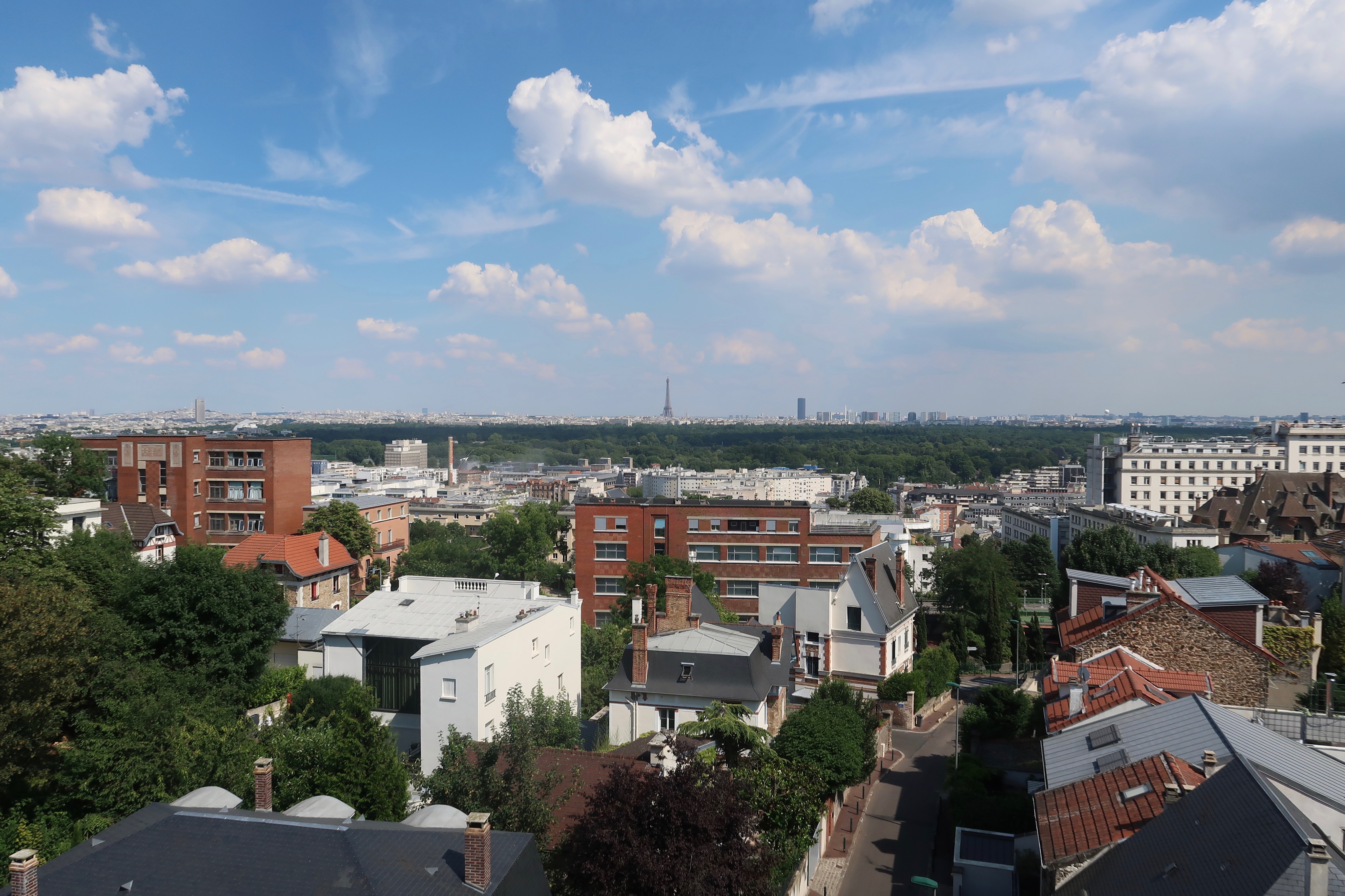 Suresnes — illustration